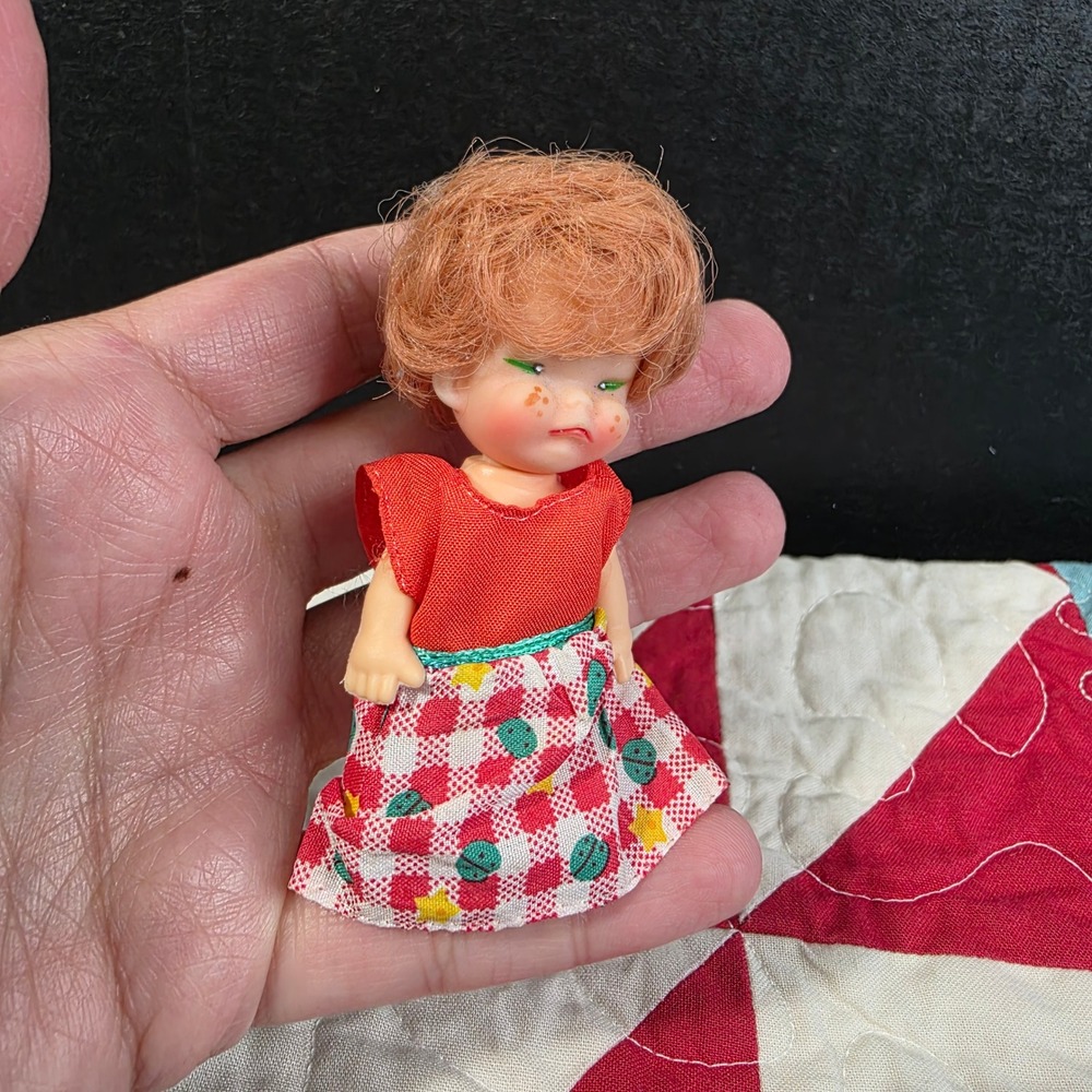 Vintage Uneeda Pee-Wee Doll Miniature Pouty‎ Face Green Eyes Red Hair 3 Inch